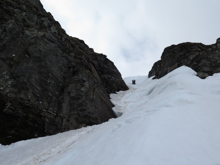 Se upp för ett stort hål mitt i åket i slutet p. Foto: tryggve tirén.