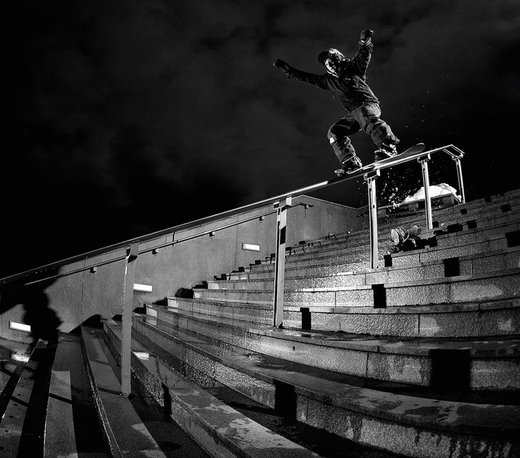 Rail vid Örebro Universitet. Foto: Rickard Eriksson. Åkare: Cissi?.