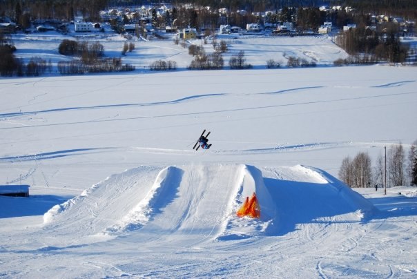 Creds Jimmy för bra bilder.. Foto: Jimmy Norén. Åkare: Alexander Bredal.
