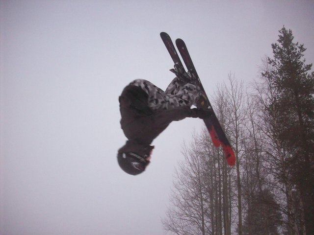 nångång vintern 2008!en backflip. Foto: jag. Åkare: hannes.