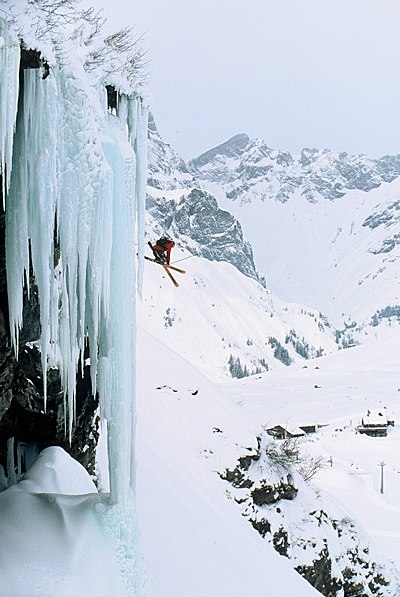 Jamie Pierre, Rob Greener var ute och droppade lit. Foto: Jesper Molin (www.jesperphoto.com). Åkare: Rob Greener.