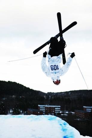 B flip. Foto: Robin Benigh. Åkare: Peter Holmquist.