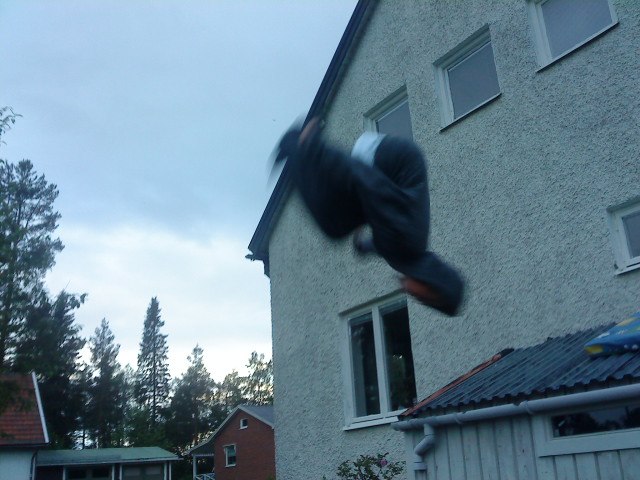 första dagen då ja lärde mej backflip. Foto: Felix Höglund. Åkare: Max Lundkvist.