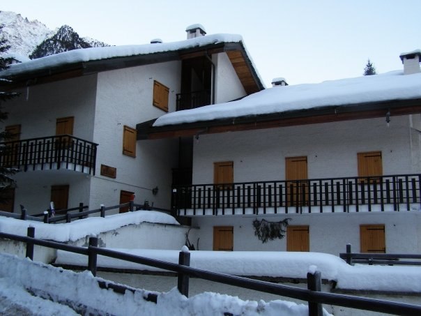 trång var det men vad gör man inte för lite pud. Foto: Frida. Åkare: Vårat lilla sunkiga boende.