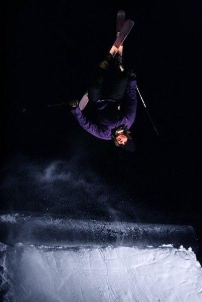 Kvälls sess på spinen i lilla parken Geilo. Foto: Pierre Ekman. Åkare: Emil Eriksson.