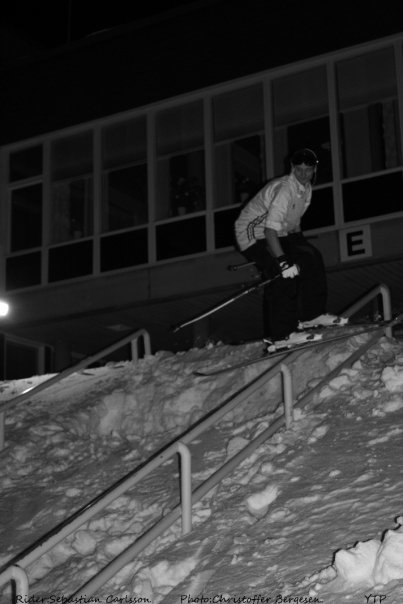railar hjampis railen. Foto: Rune Krane. Åkare: Sebastian Carlsson.
