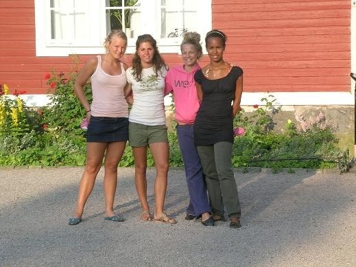 marias födelsedag<3. Foto: linn b. Åkare: sofia, marica, lisa och maria<3.
