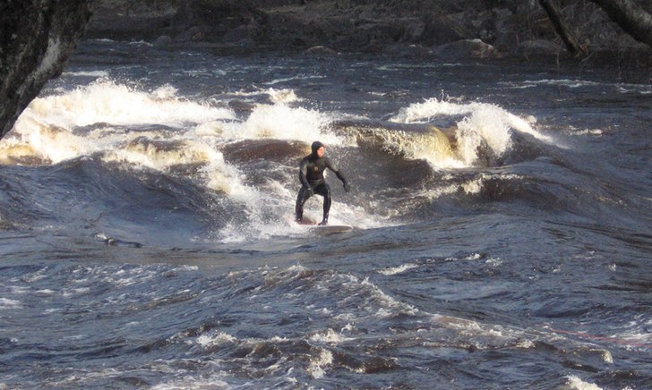 Stående våg.. Åkare: Eric.