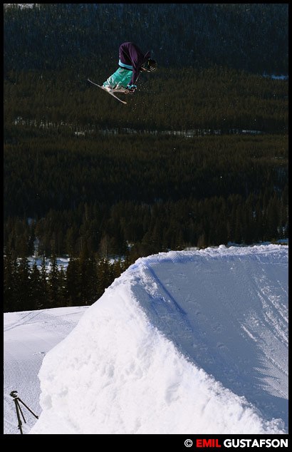 dubmute. Foto: Emil Gustafson. Åkare: Anton Jansson.