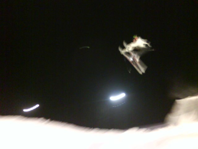 Mattias Andersson gör en truck driver i jönköpi. Foto: jens meijer. Åkare: matias andersson.