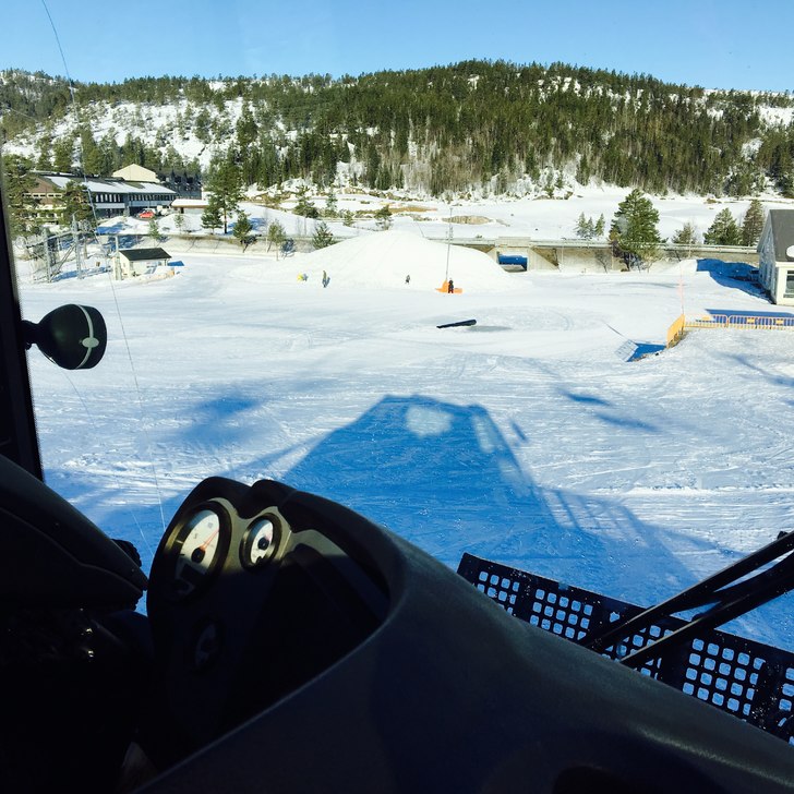 Klargjøring for en ny og fin dag??
Det kjøres og.