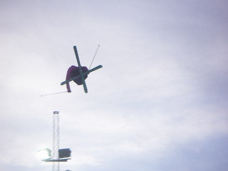 jon olsson invitational. Foto: andreas bastin. Åkare: emil forss.