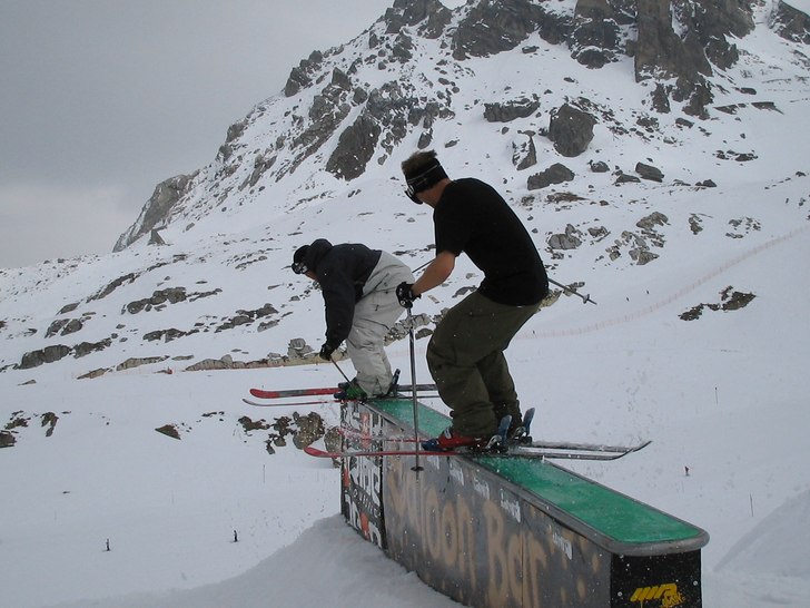 up up up.... Foto: e.gyllander. Åkare: heda o boda.