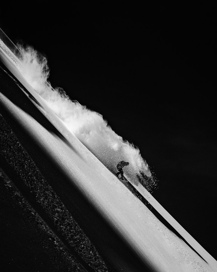 Cody Bramwell på väg ned för åket "Banane. Foto: Axel Adolfsson.