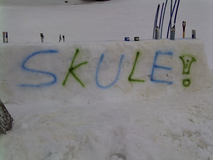 hopp bygge i skule berget:).