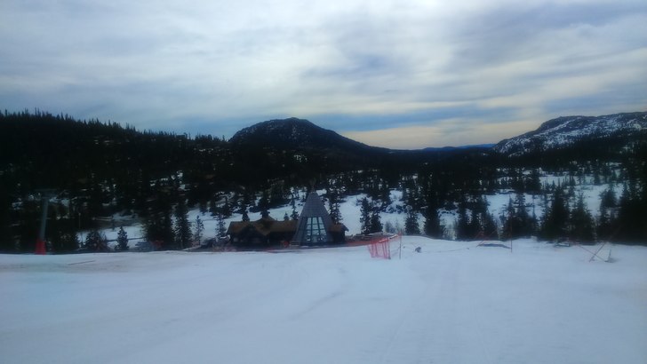 God morgen:-) 
Velkommen til Høgevarde Fjellpark!.