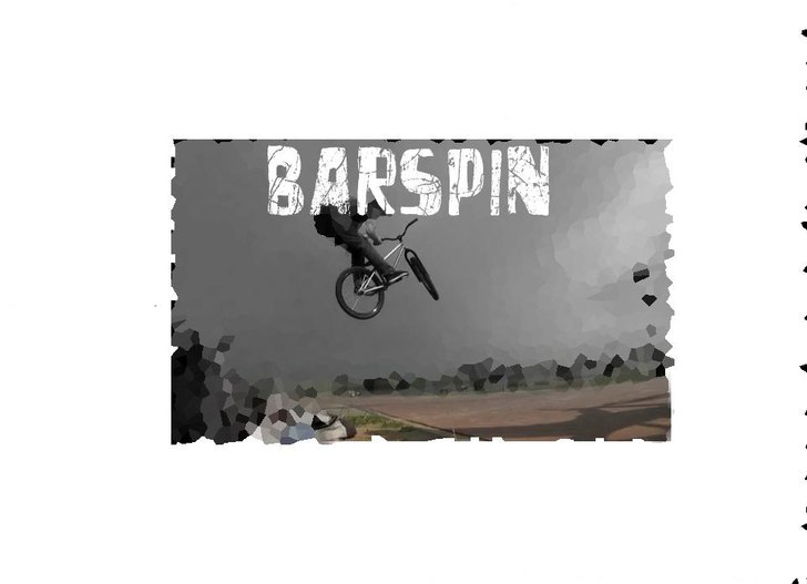 jag gör en barspin över en gång väg :). Foto: Henrik Lindh. Åkare: Adam lindh.