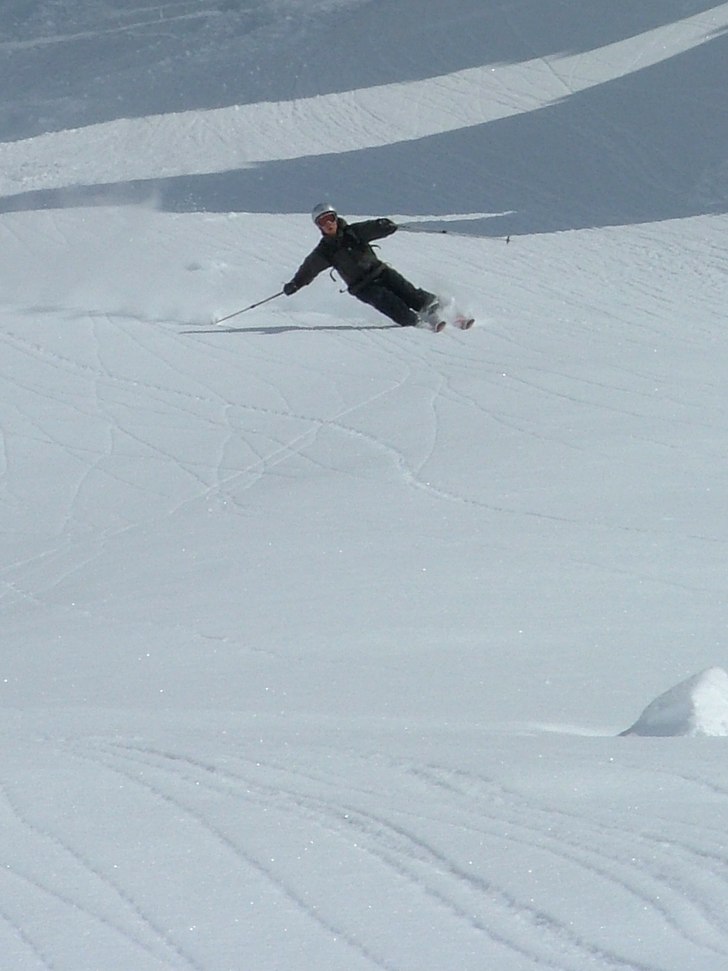 grymt skön snö nedanför stolemberg i gressoney. Foto: jonas srömqvist. Åkare: andreas olsson.