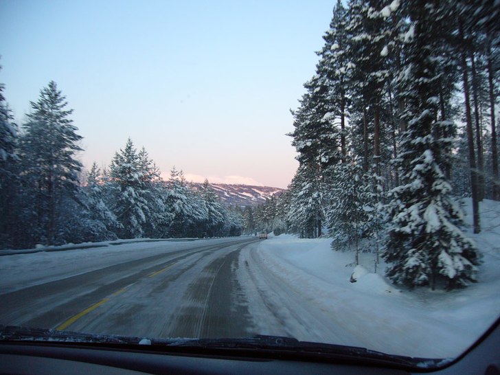Äntligen närmar man sig Trysil i Norge för att . Foto: Seth Pylad.