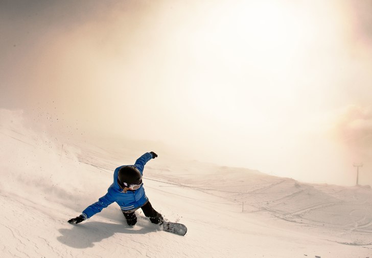 Direkt efter 3 dagar snödumt öppnar skutan. Och . Foto: Niclas Magnusson. Åkare: Tove Holmgren.