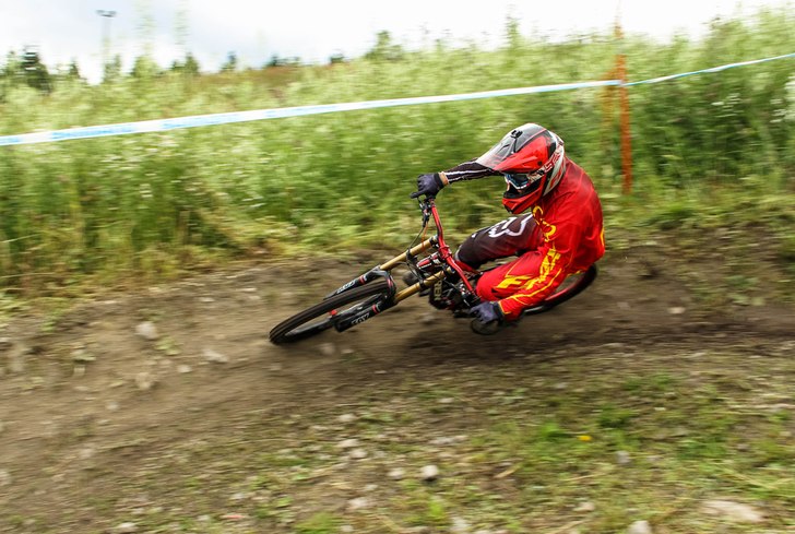 Foto: Mathias Lindkvist. Åkare: Felix Beckeman.