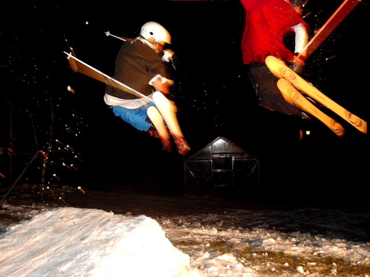 ja å sacke göe en late 180 saftey typ . . . Foto: kameran. Åkare: saxter menmatte sakarias mattias.