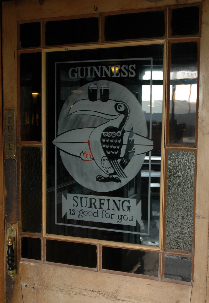En klassisk surf pub!. Foto: Johan B.