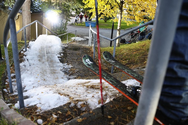 website: http://thomascharry.free.fr
 http//thoma. Foto: Thomas Charry. Åkare: Martin Tunlind.