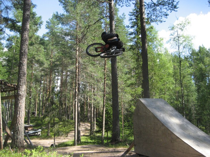 Table. Foto: Johan Larsson. Åkare: Fredrik Larsson (jag).