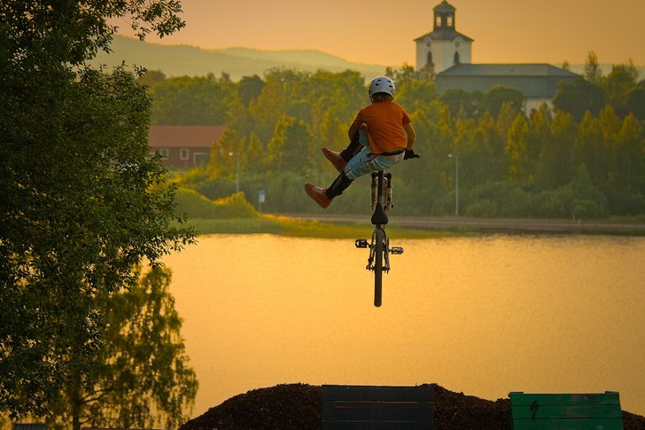 Onsdagskul i Alfta Bike Park, Marc 12 år tränar . Foto: Kenneth Einars. Åkare: Marc Lundin.