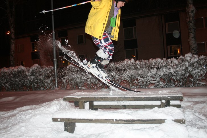 nose tap slide. Foto: julius aspman. Åkare: maximilliam smith.
