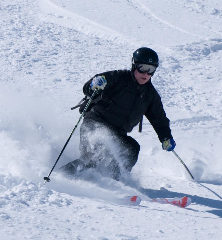 Kall, nysnö i April. Foto: Patrick Södermark. Åkare: Tobbe.