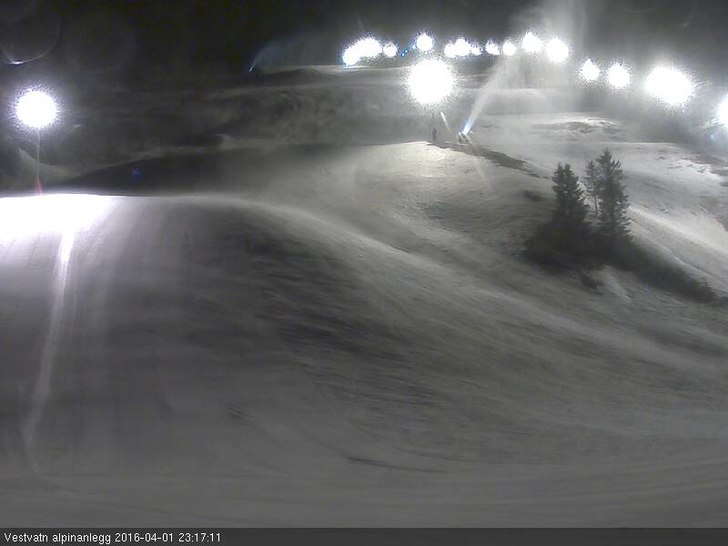 VI HAR ÅPENT  LØR/SØNDAG 2 OG 3 APRIL KL 10-16
.