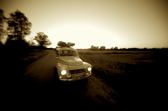 Under Da Flo - Bravefest 06, fick duetten transpor. Foto: Deb Pinniger. Åkare: Volvo Duett -67.