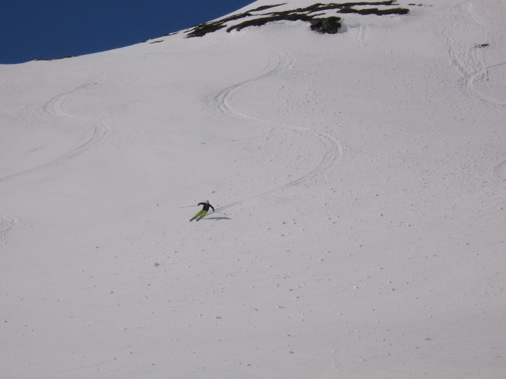 Carving!!. Foto: John E Wilcoxen. Åkare: Emil Olsson.