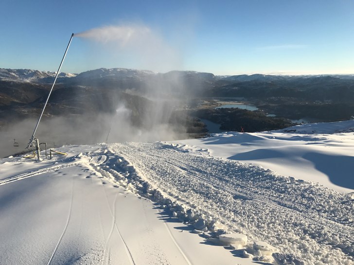 Sirdal Skisenter åpner i helga!!:)

Stolheisen e.