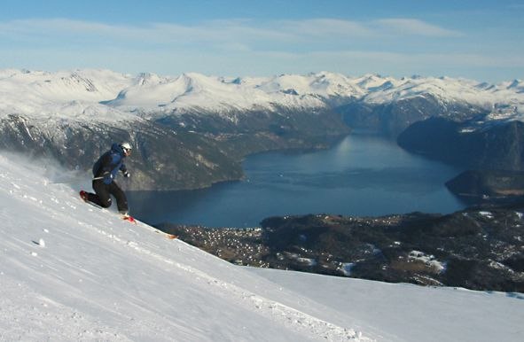 Foto: L. Jansson. Åkare: B. Rønnestad.