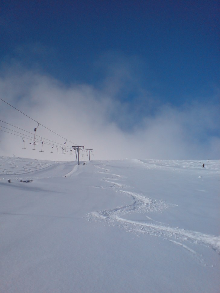 Dump natten mellan 4e och 5e April. Så mycket sn�. Foto: Gert Anderzen. Åkare: Gert Anderzen.