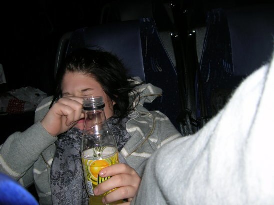 Så j#\"vla less på att åka buss!. Foto: Robba Johansson. Åkare: Emma Andersson.