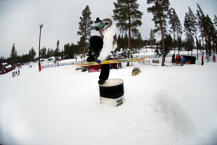 Skön onefoot av dogge under Daniel Roos Invitatio. Foto: Erik Hammarsten. Åkare: Douglas Roslund.