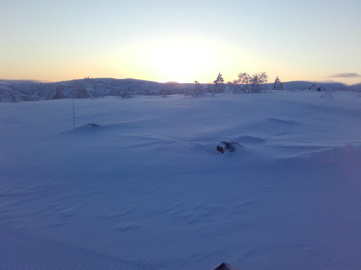 ønsker alle i ski Norge en fin dag i bakkene .
.