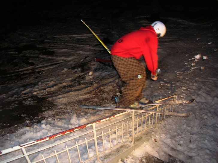 Senare på kvällen blev det rail, gillar ljuset p. Foto: hajen. Åkare: Jag.