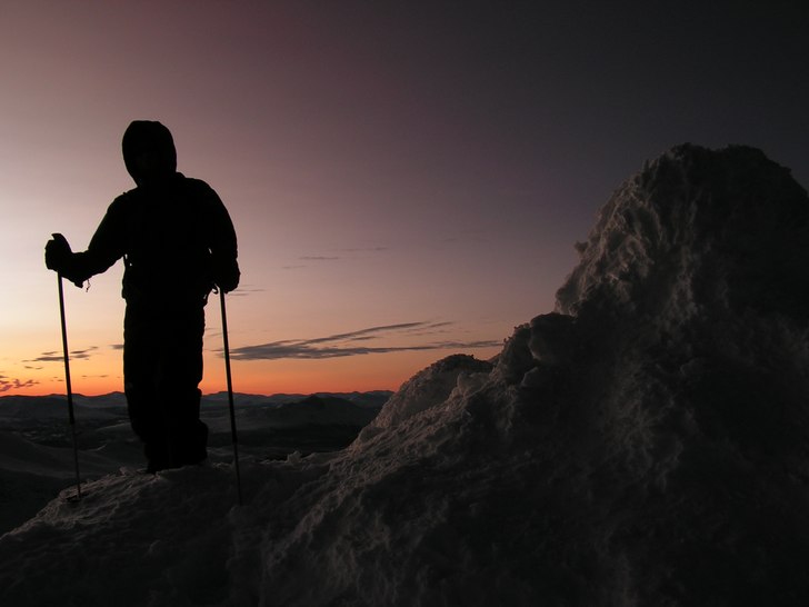 På toppen av Grönfjäll klockan 15.30 i början . Foto: Jakob Mjöbring. Åkare: Per-Anders.