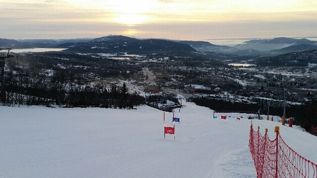 Beitostølen skiheiser 
God morgen fra Beitostøle.