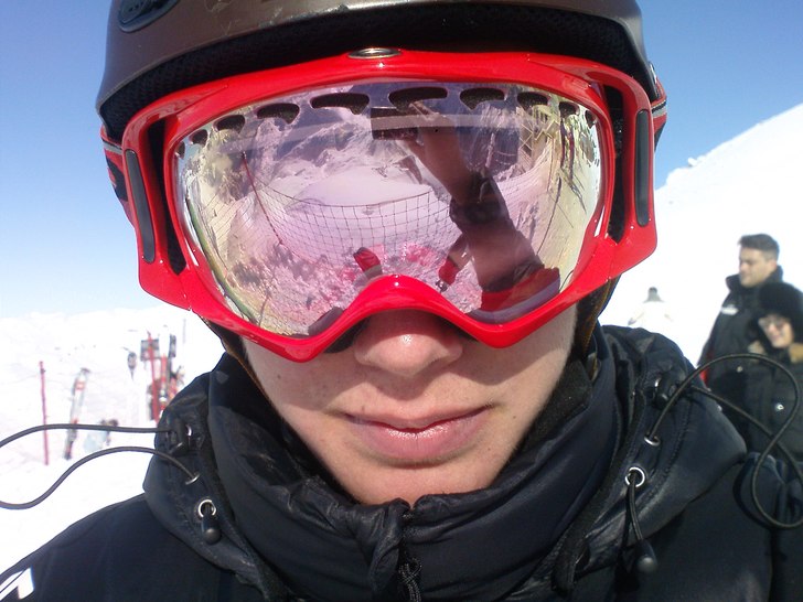 Pelle lånade mina nya googles då hans egna fortf. Foto: Pelle. Åkare: Pelle.