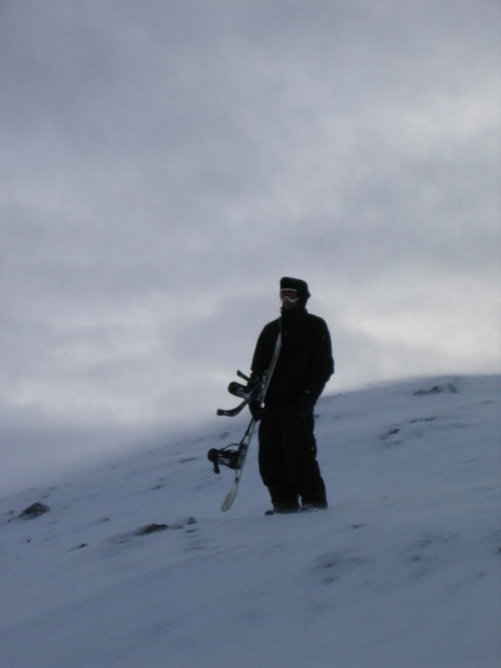 Dom gångerna man fastnar med blicken o drömmer s. Foto: Peter Crawford-Currie. Åkare: Patrik Palmberg.