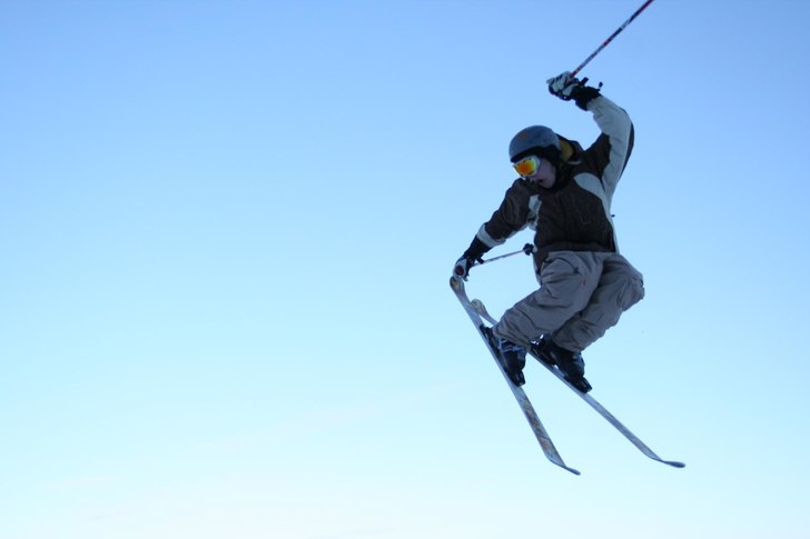 180 tailgrab. Foto: Rhodin. Åkare: Dennis Lantz Hagström.