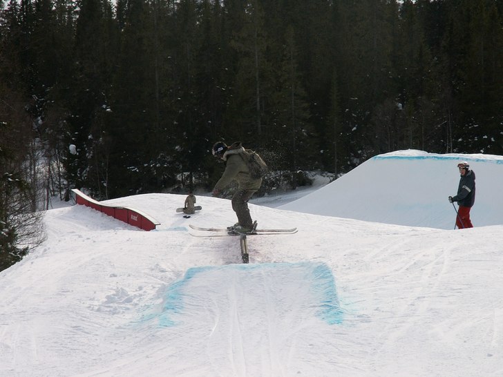 Ett rail av meil. Foto: frashmettal johan. Åkare: Pontus Hessle.