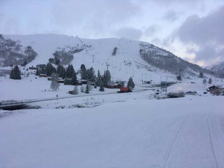 Onsdag 22.Februar

Lett snøvær i morgontimane..