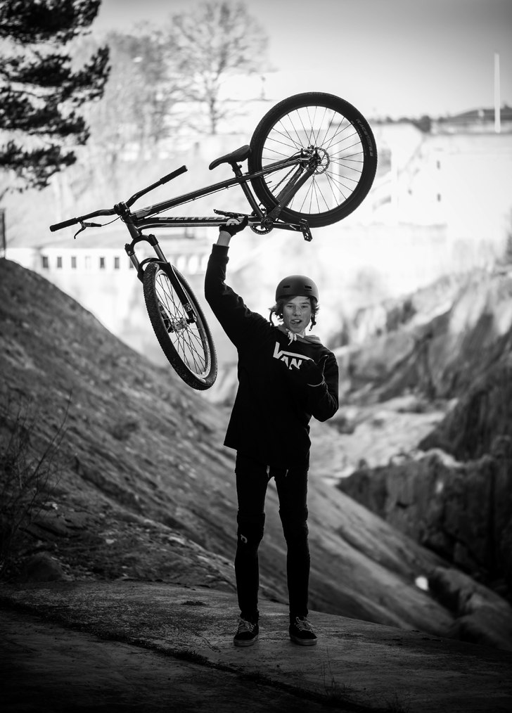 Photoshoot. Foto: Joel Ericsson. Åkare: jocke Wahlgren.